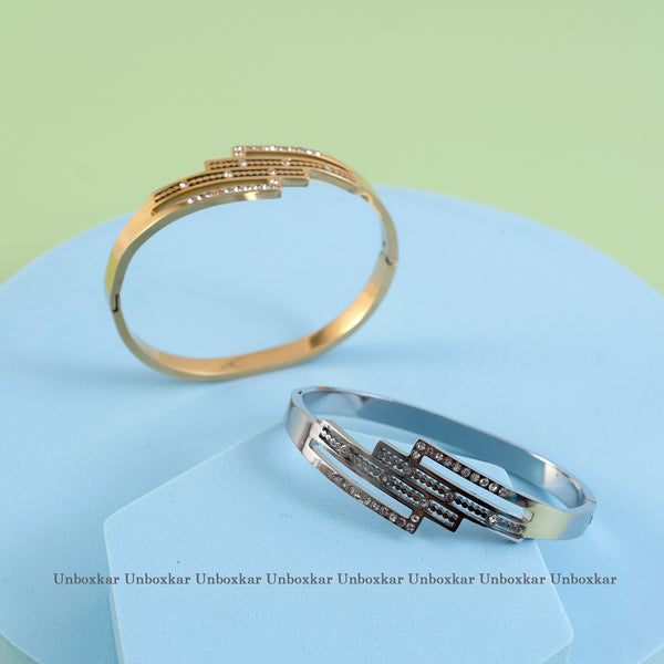 Stainless steel elegant bracelet - UBK1913