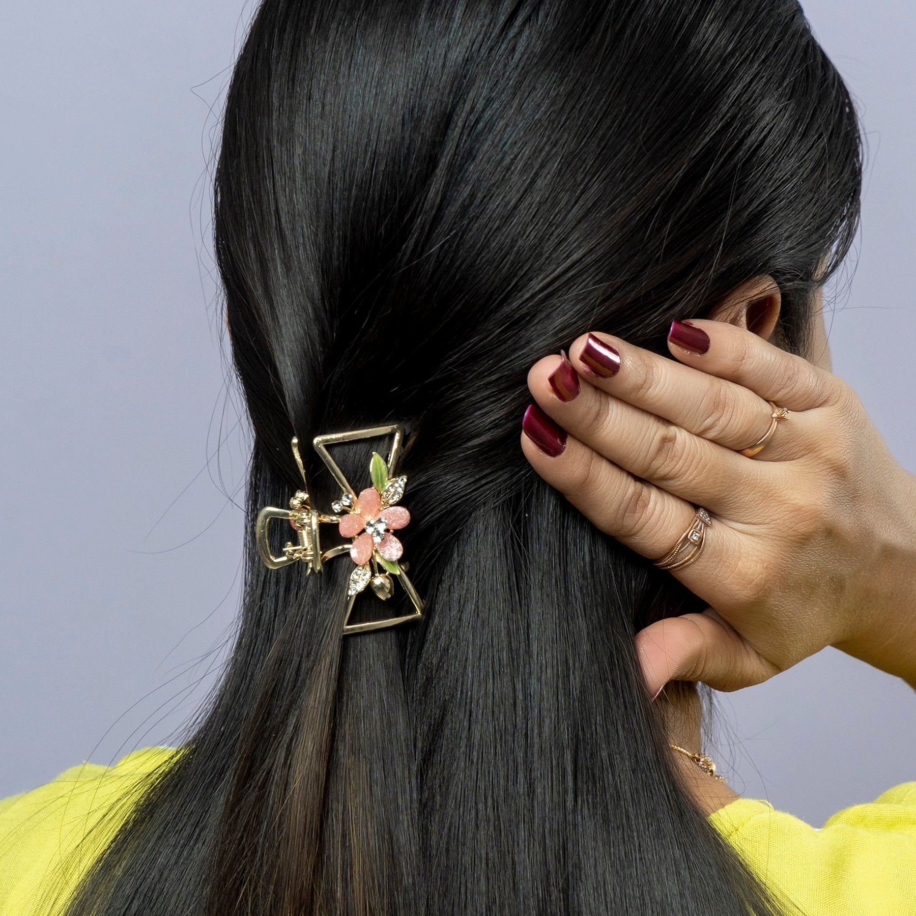 ZAYA Floral Bow Hair Claw – UBK3502