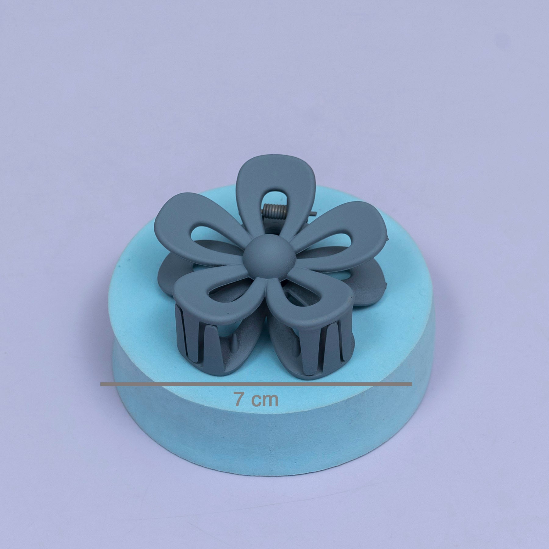 Matte Daisy Hair Claw – UBK3727