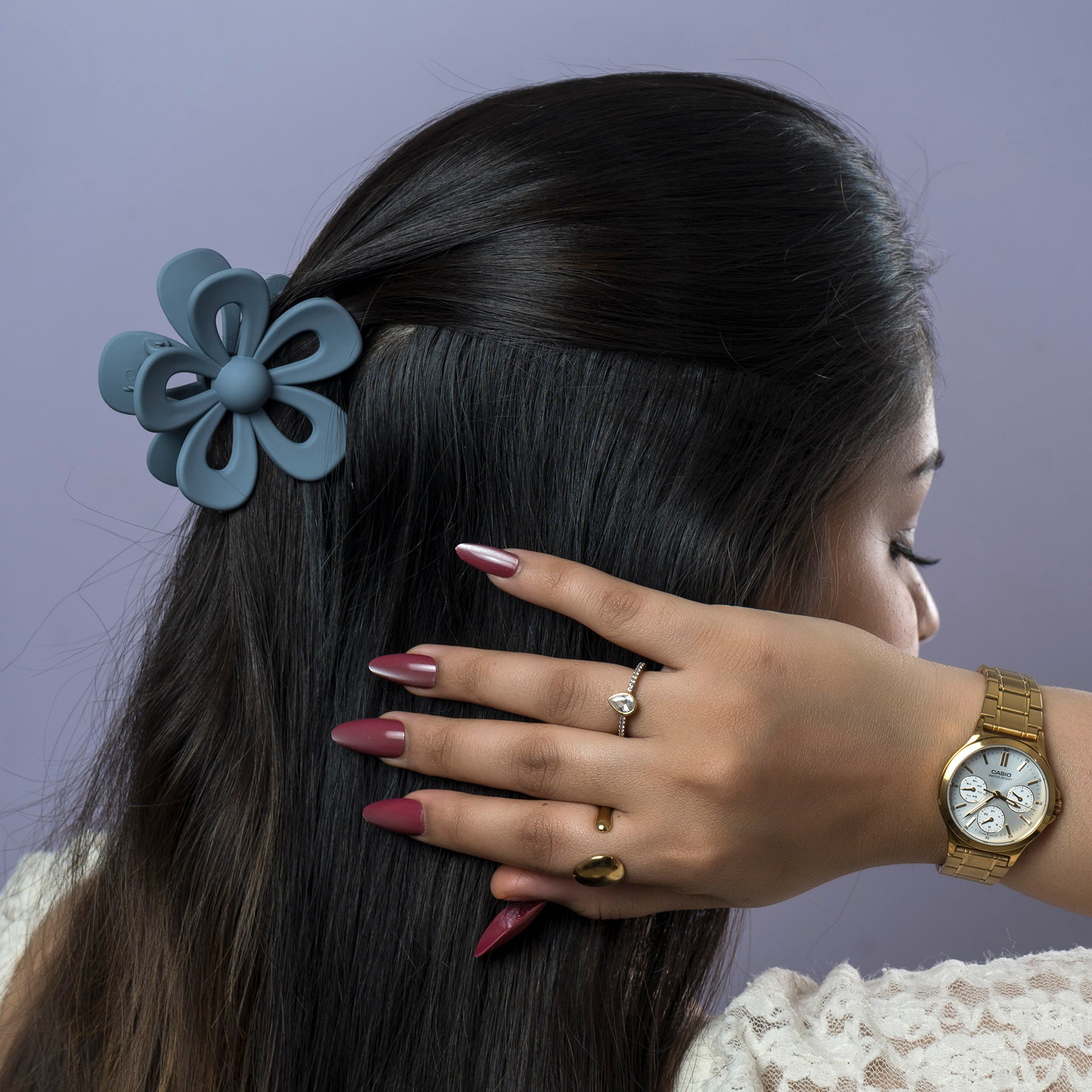 Matte Daisy Hair Claw – UBK3727