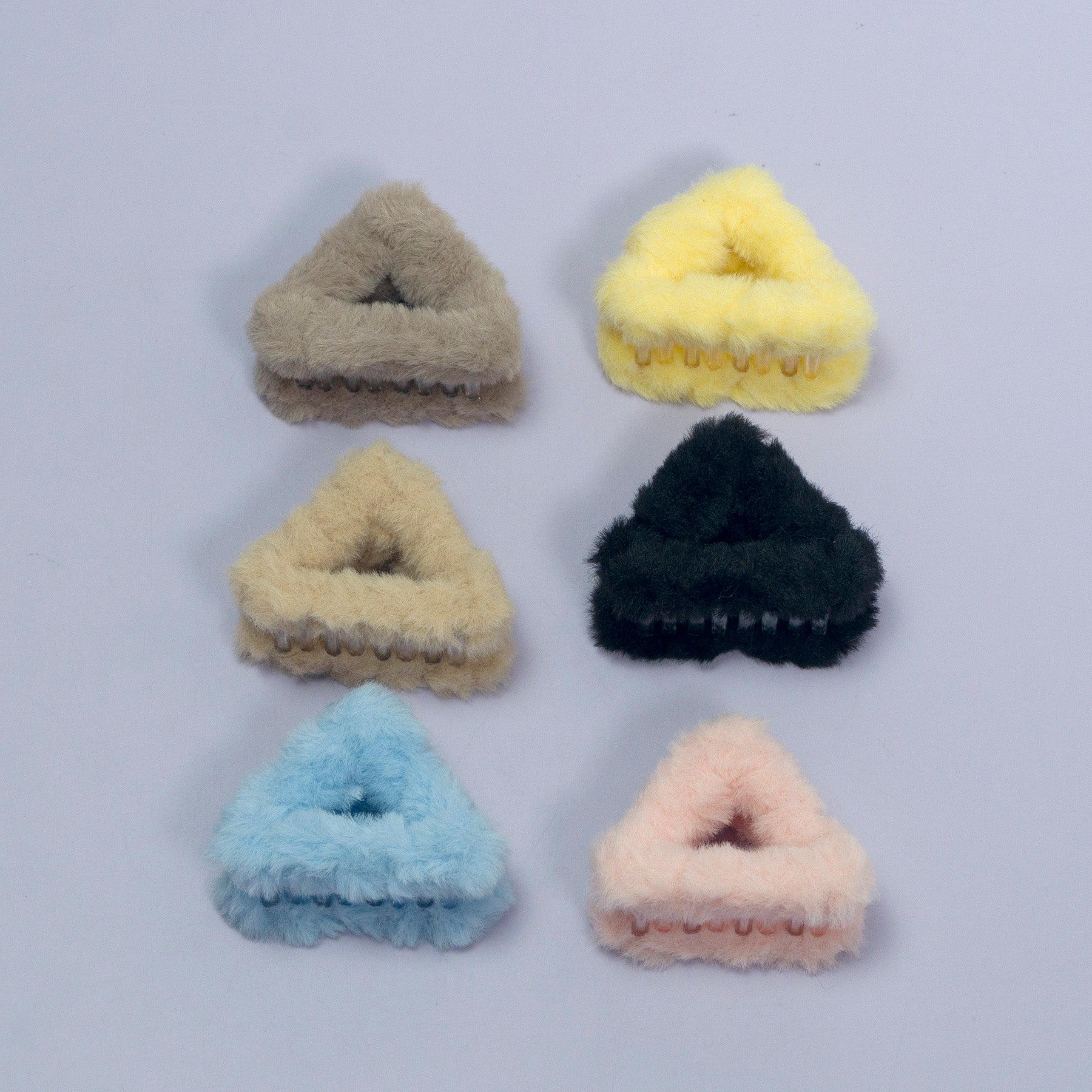 Triangle Fur Hair Claw - UBK3065