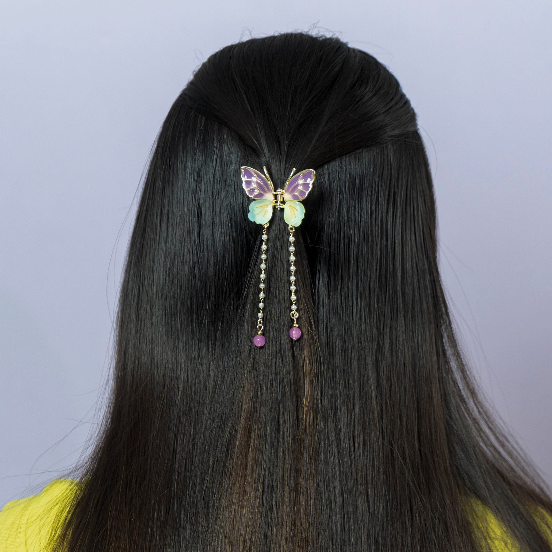 ZAYA Butterfly Pearl Drop Hair Claw – UBK3508