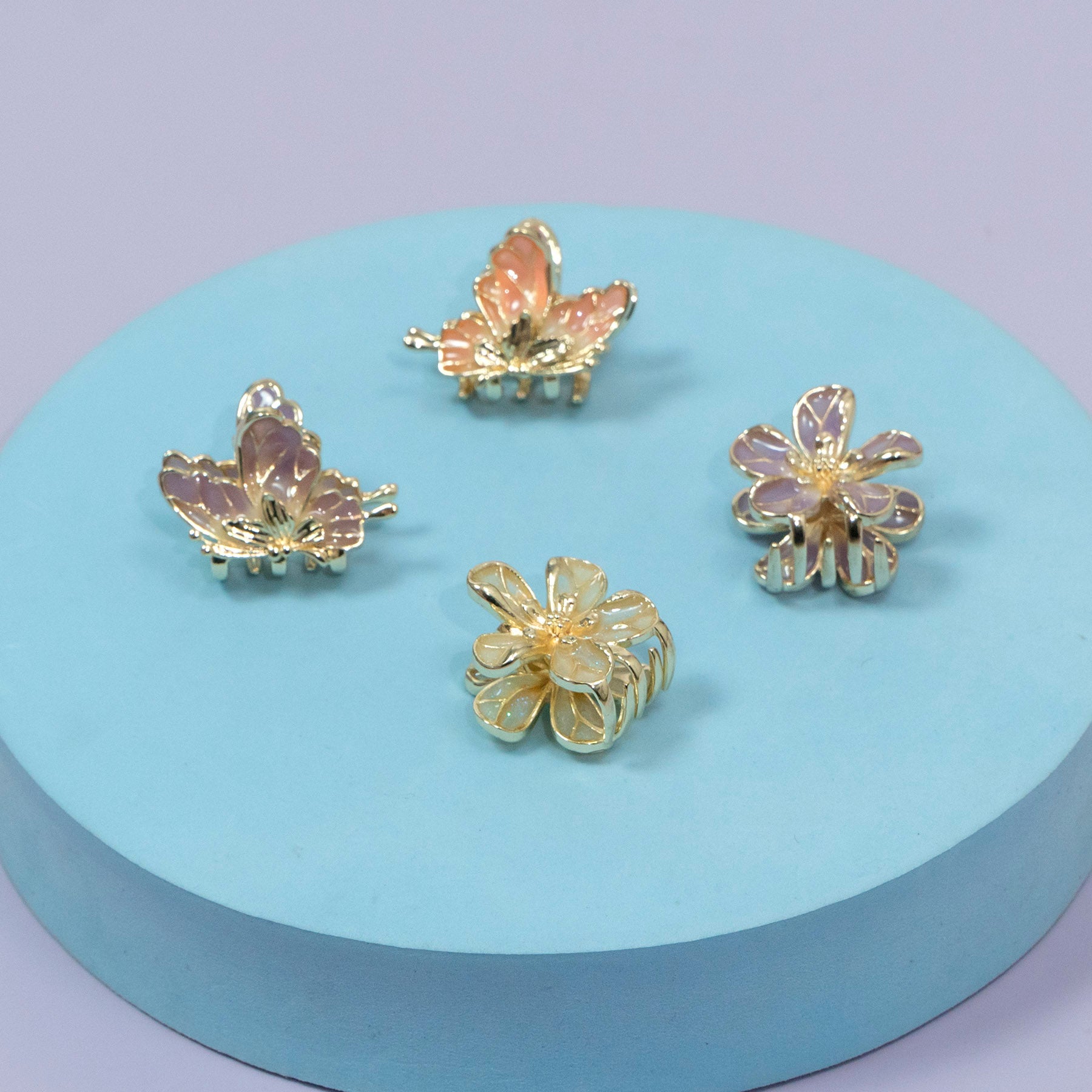 ZAYA Floral Gloss Petal Hair Claw – UBK3509