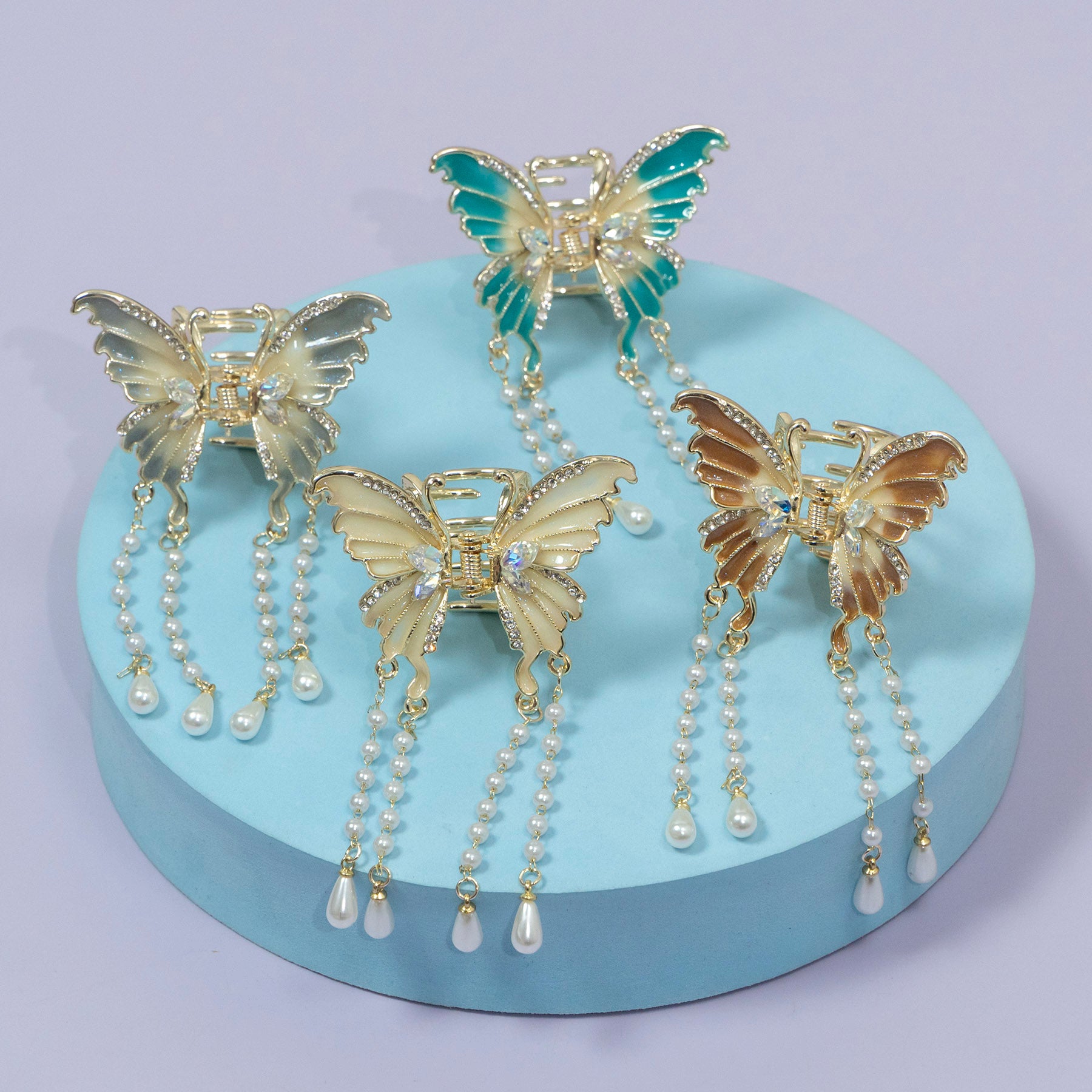 ZAYA Butterfly Pearl Chain Hair Claw – UBK3514