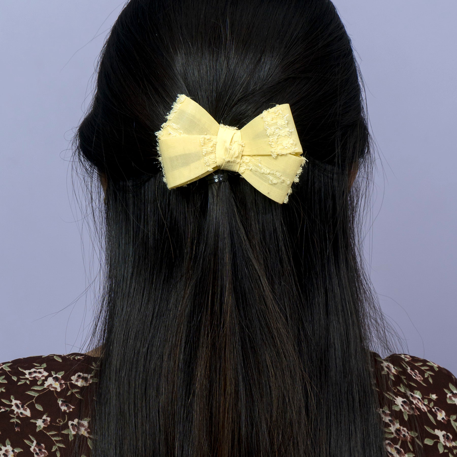 Textured Fabric Bow Hair Clip – UBK3401
