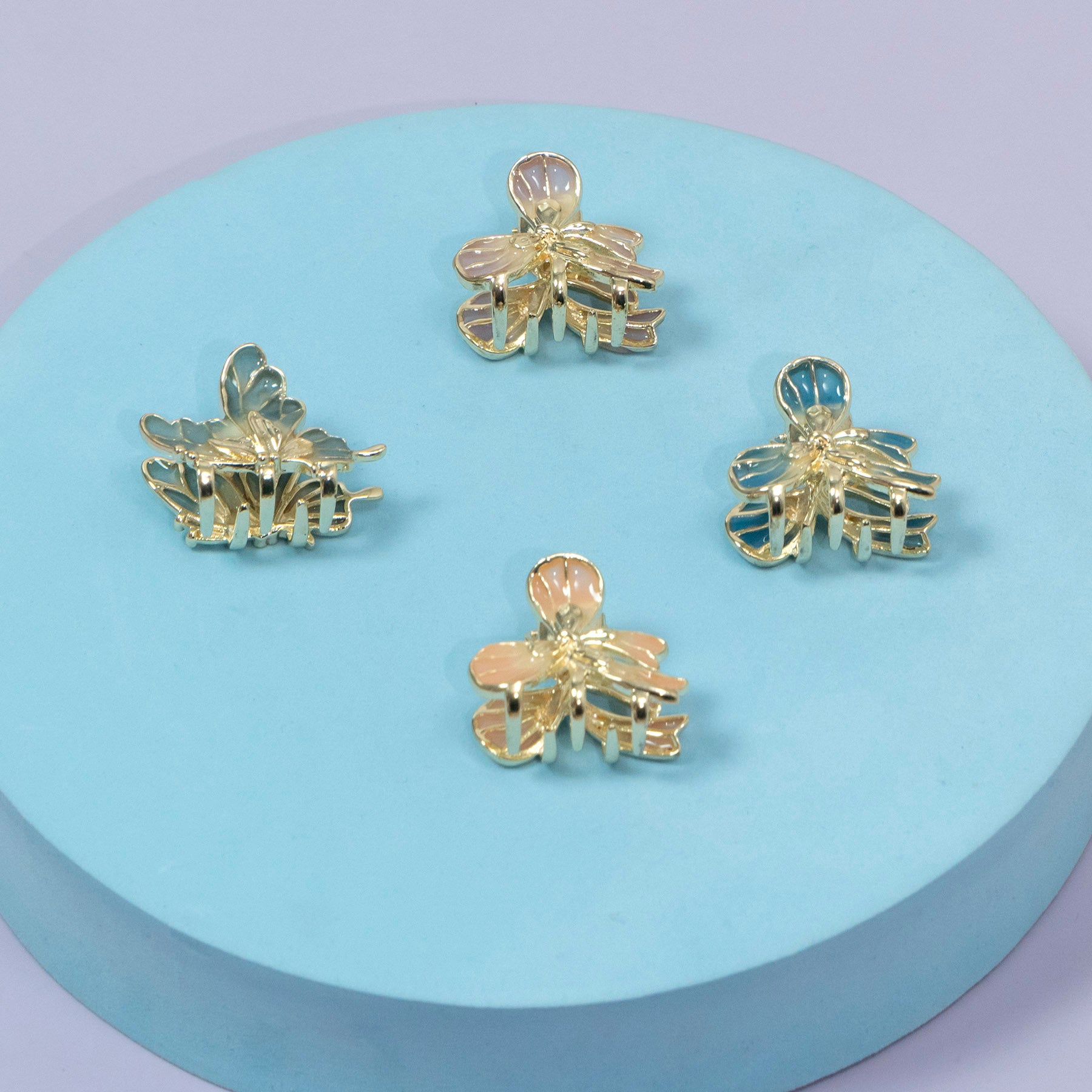 ZAYA Butterfly Pearl Chain Hair Claw – UBK3516