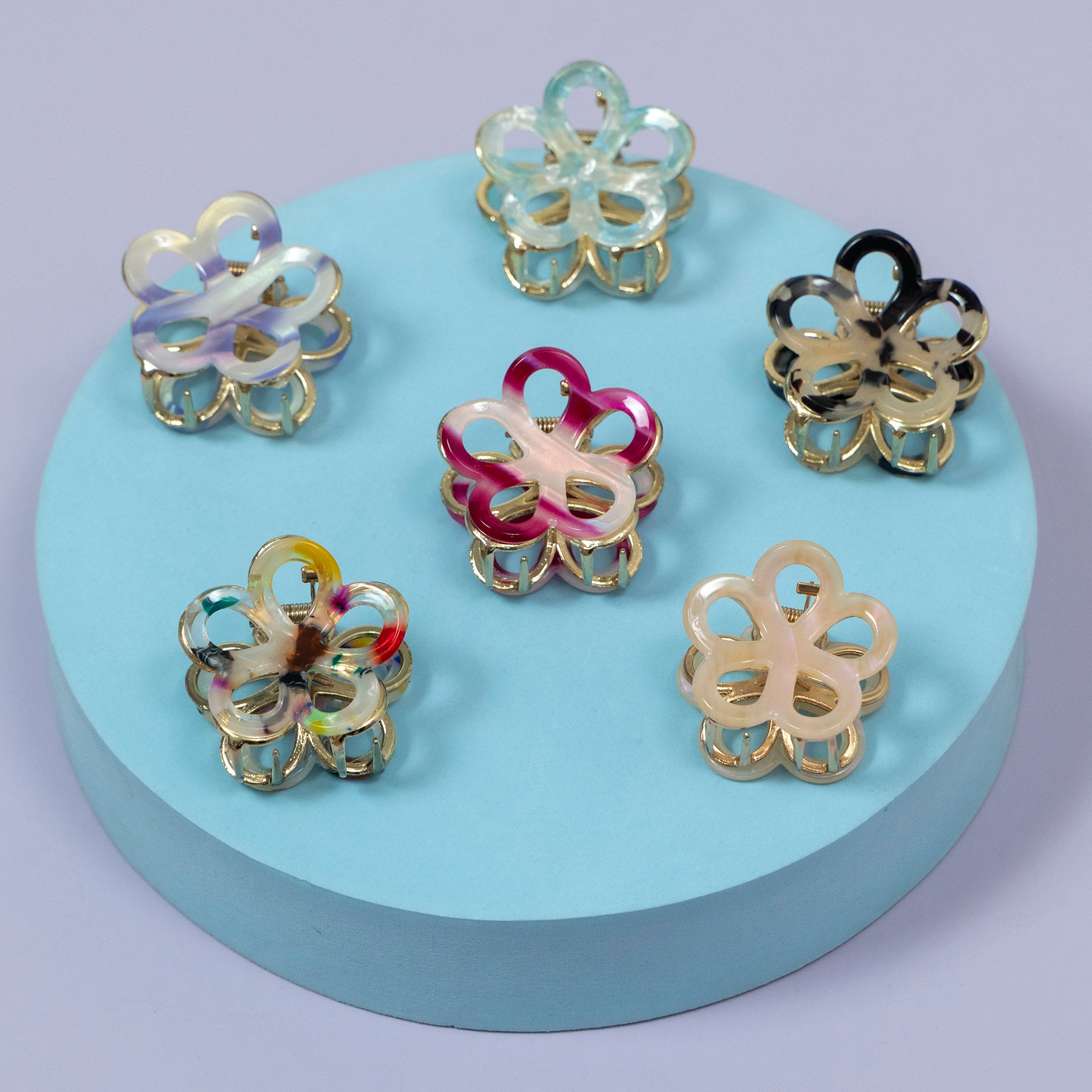 Flower Loop Acrylic Hair Claw – UBK3525