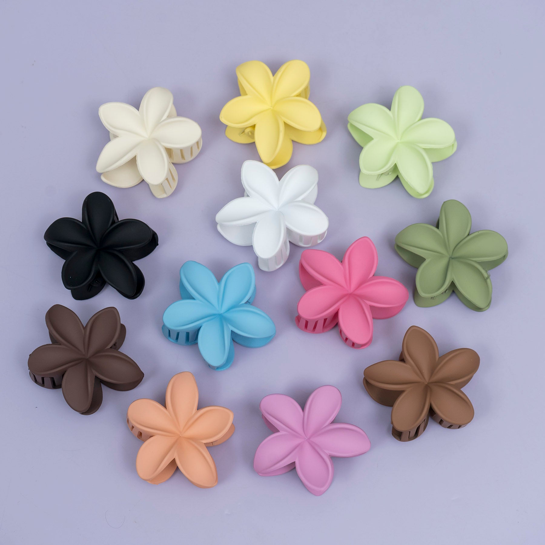 Matte Flower Hair Claw – UBK3770