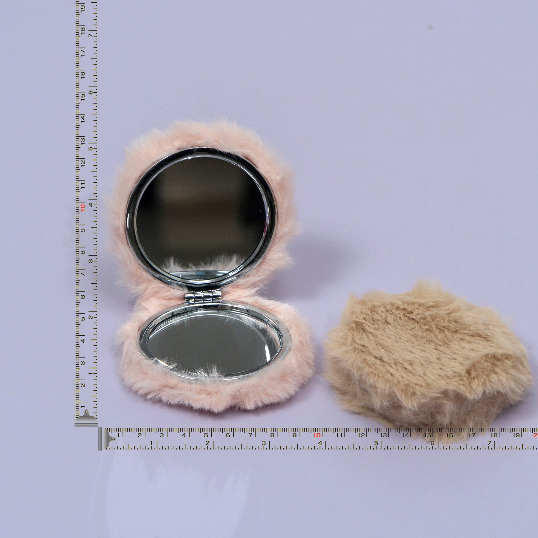 Furry Pocket Mirror – UBK3456