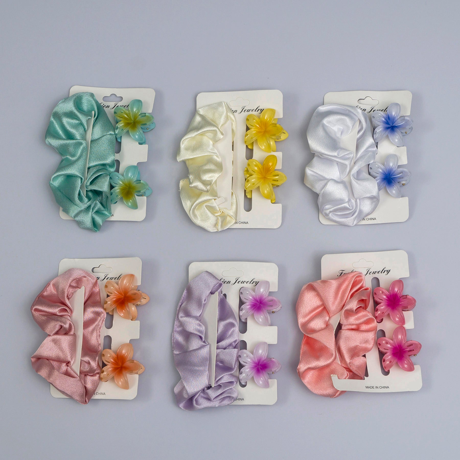 Scrunchies + 2 Mini Claws  - UBK3010