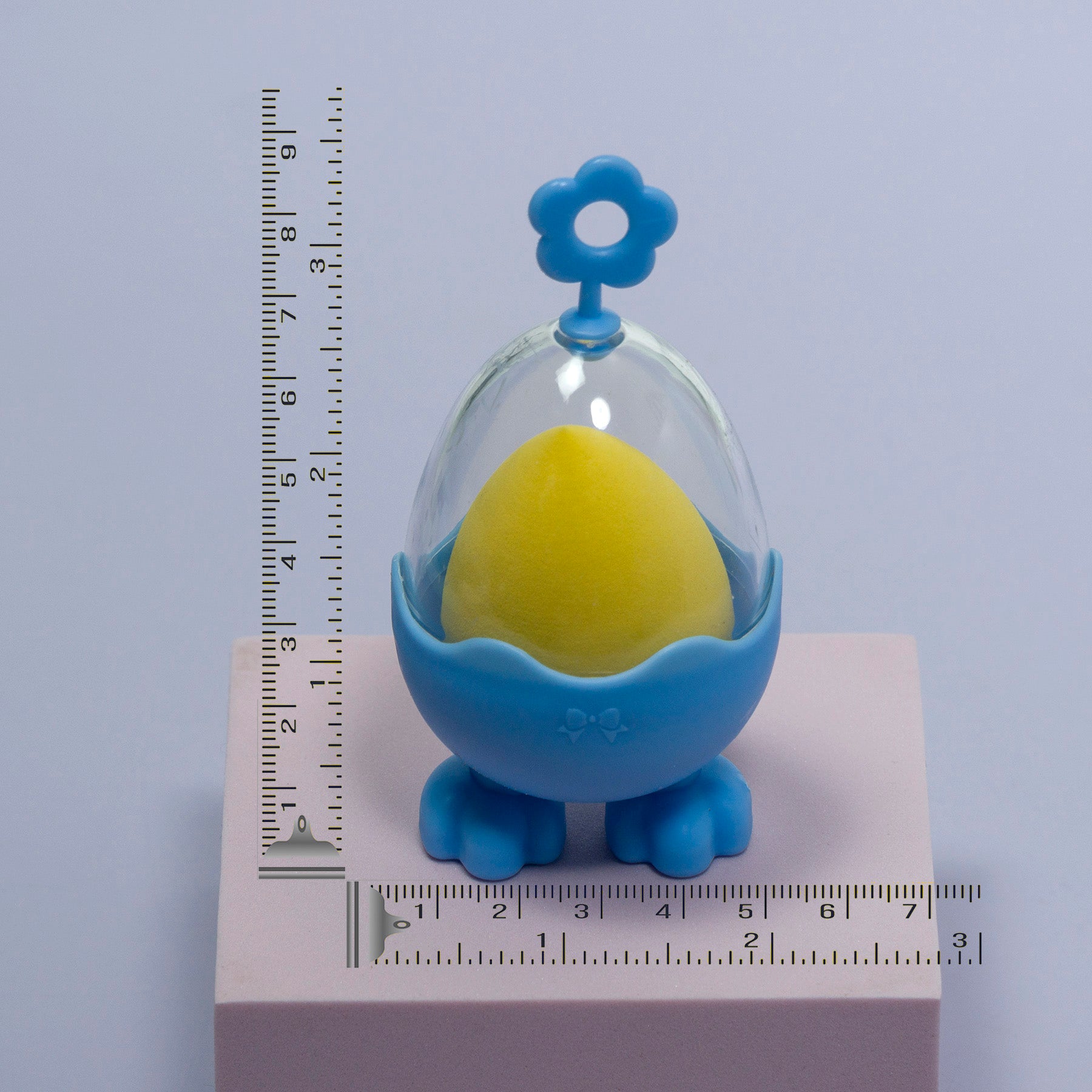 Makeup Sponge with Cute Egg-Shaped Holder - UBK3143