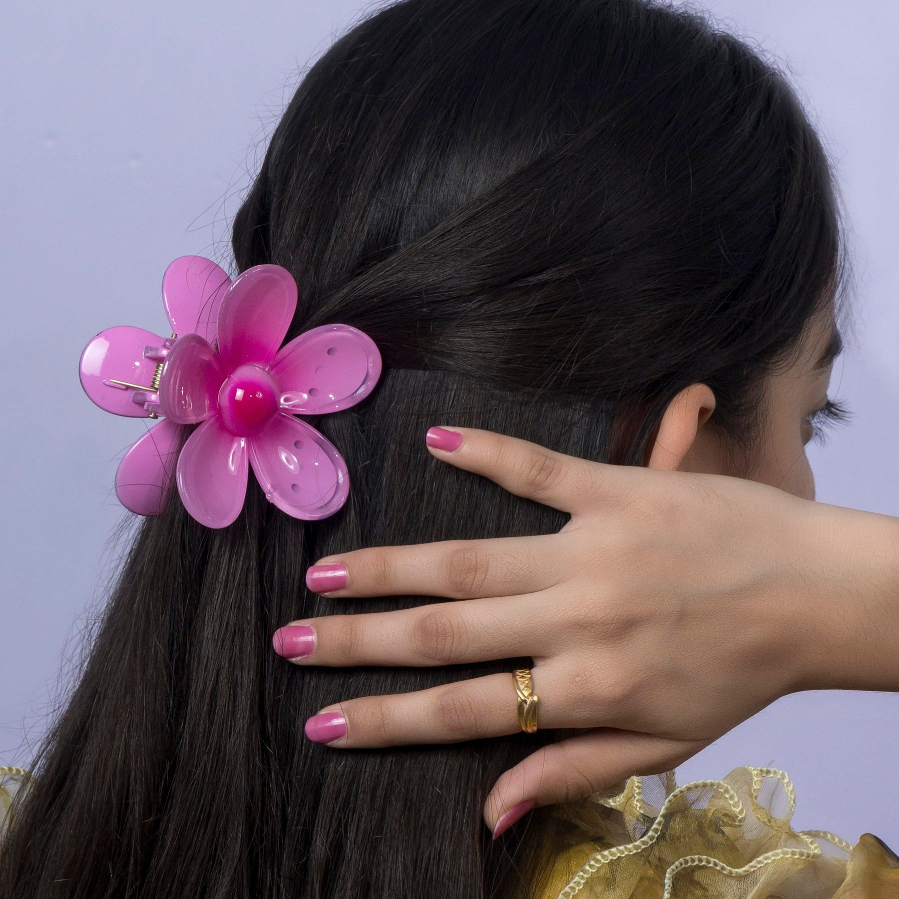 Glossy Daisy Hair Claw – UBK3325