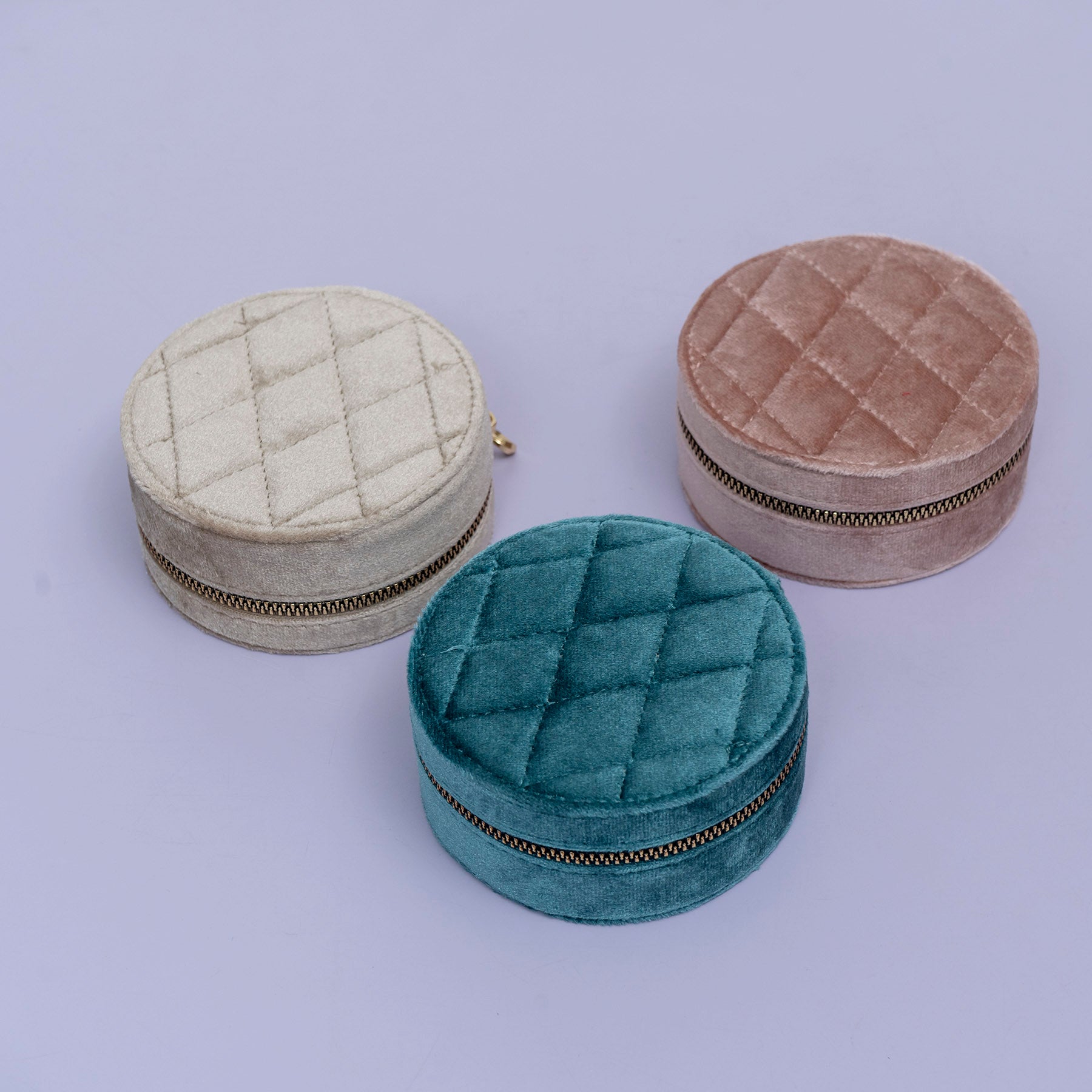 Textured Round Velvet Jewellery Box – UBK3821