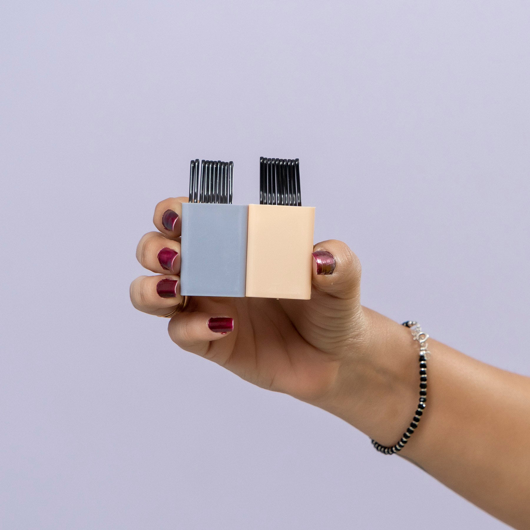 Bobby Pin Holder Case with Black Hair Pins – UBK3624