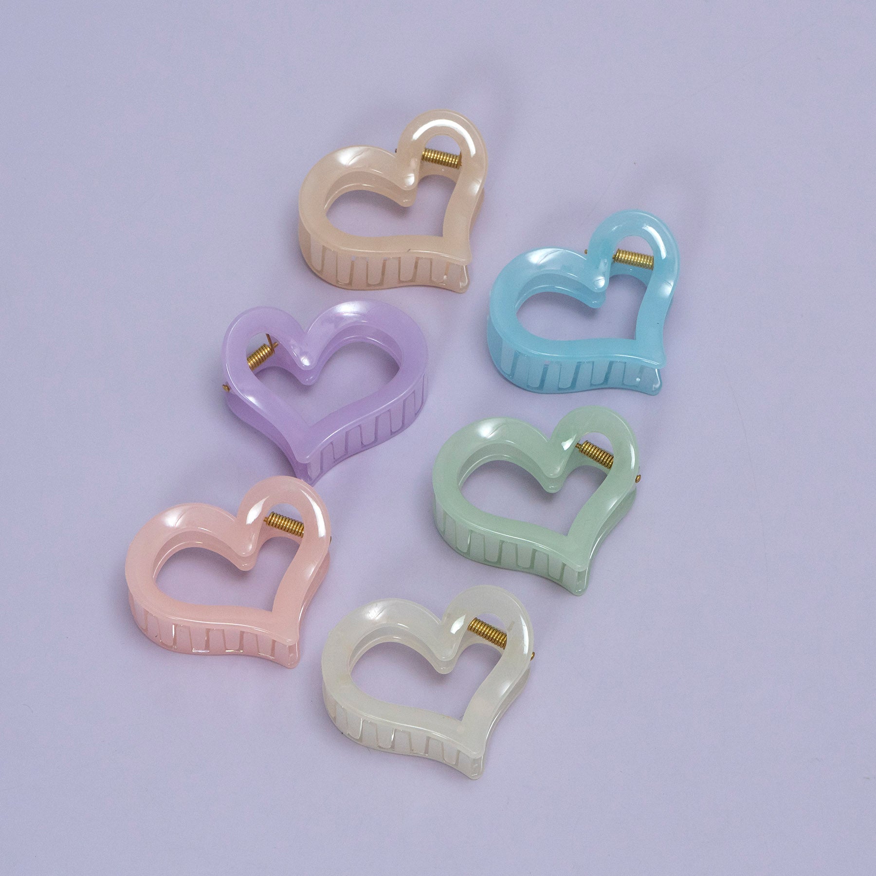 Heart Shape Acrylic Hair Claw Clip - UBk3660