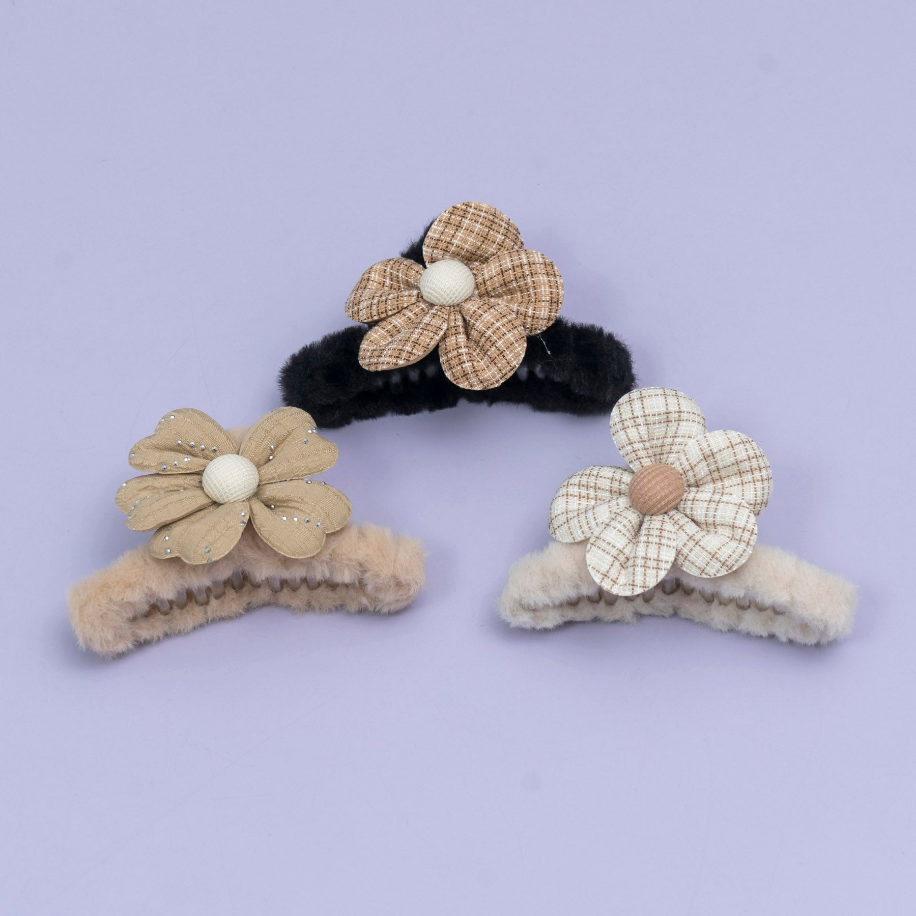 Fur Daisy Hair Claw – UBK3850