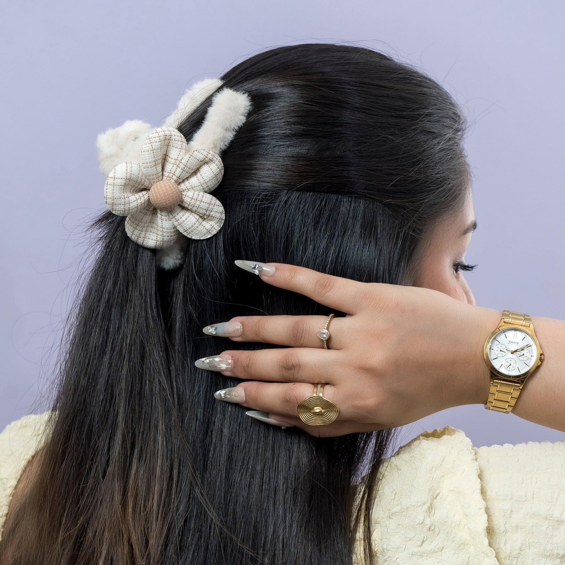 Fur Daisy Hair Claw – UBK3850