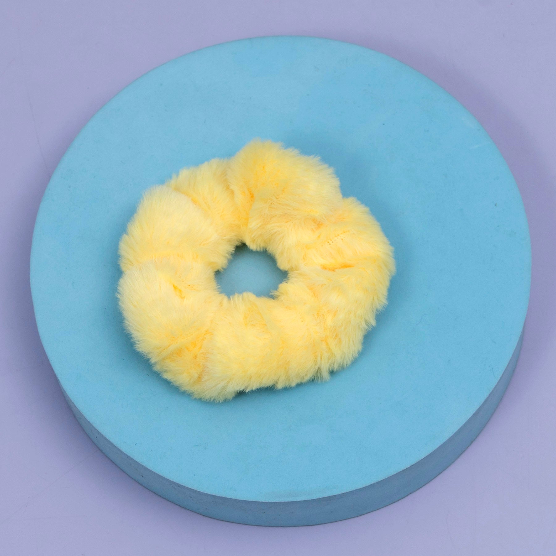 Fluffy Plush Scrunchie – UBK3876