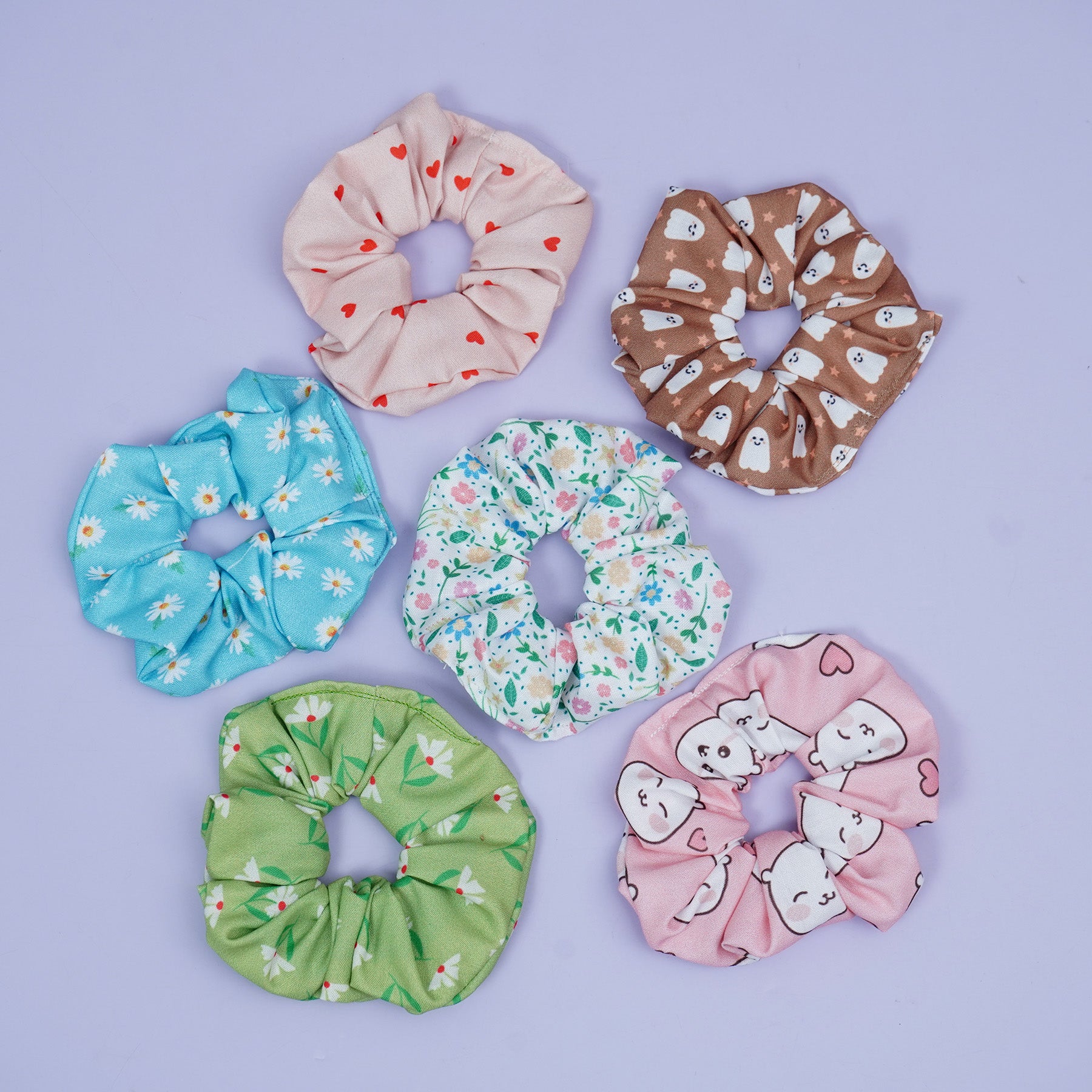Hand made Printed Scrunchies Set – UBK3935