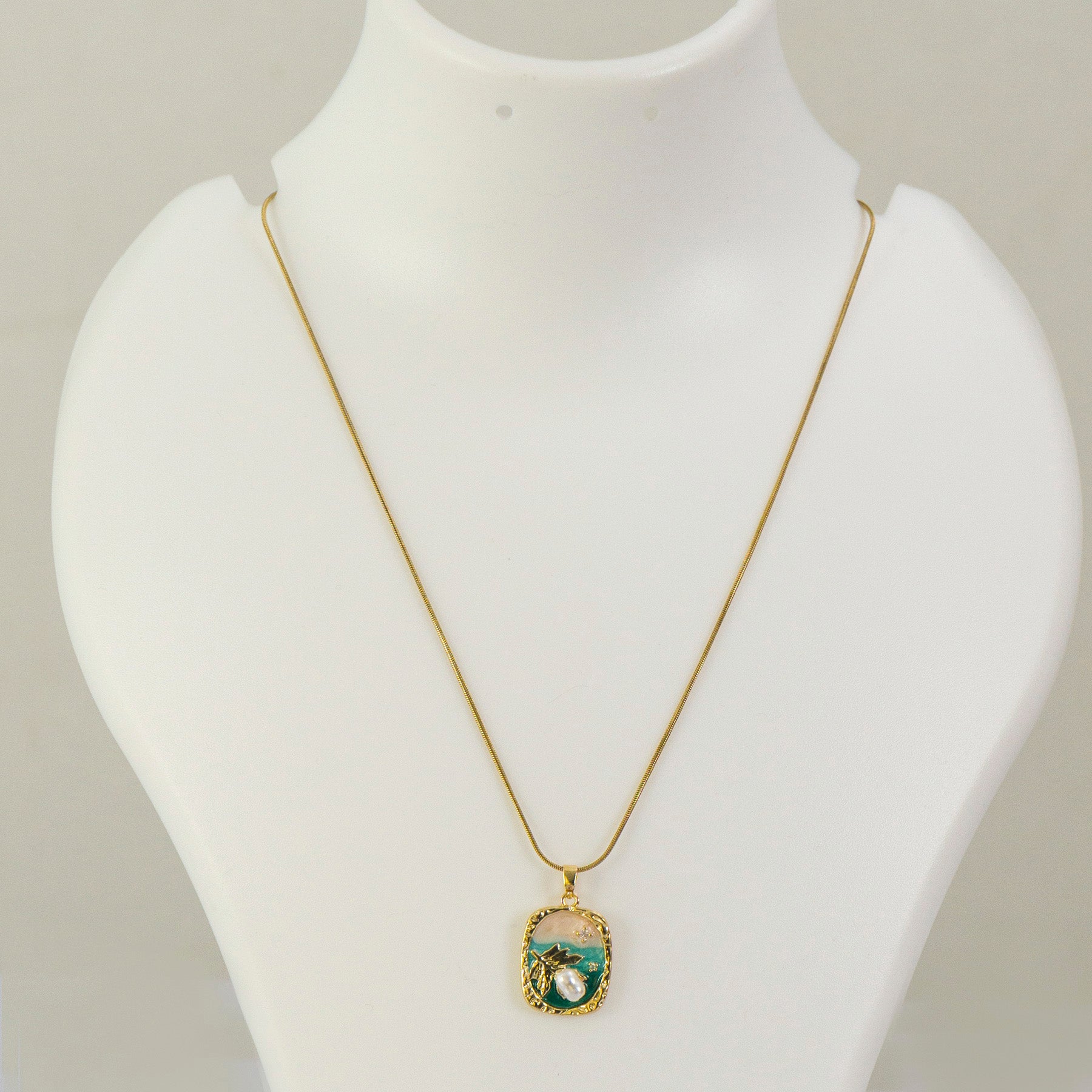 Anti tarnish Pendant Necklace  - UBK3193