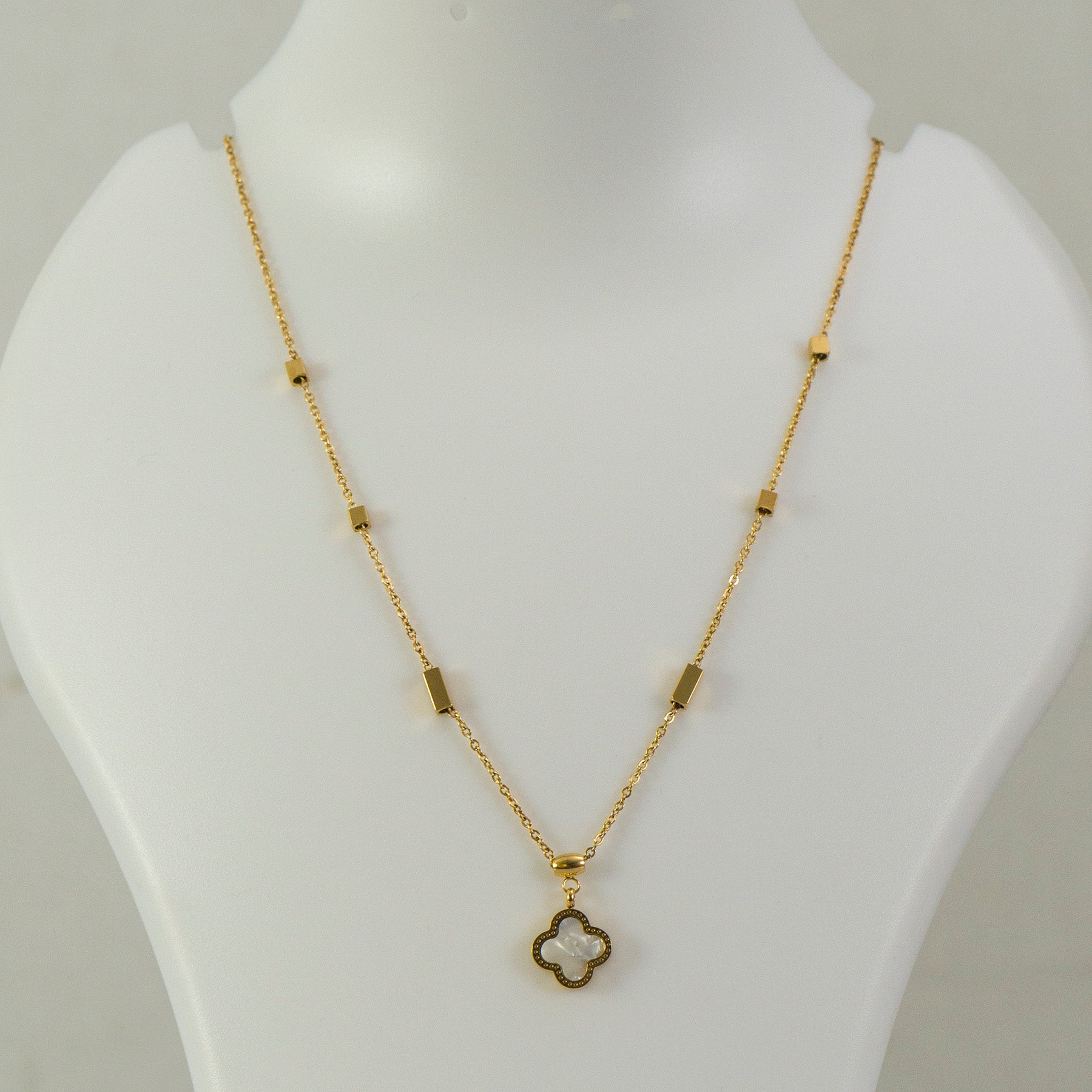 Anti tarnish Pendant Necklace  - UBK3233