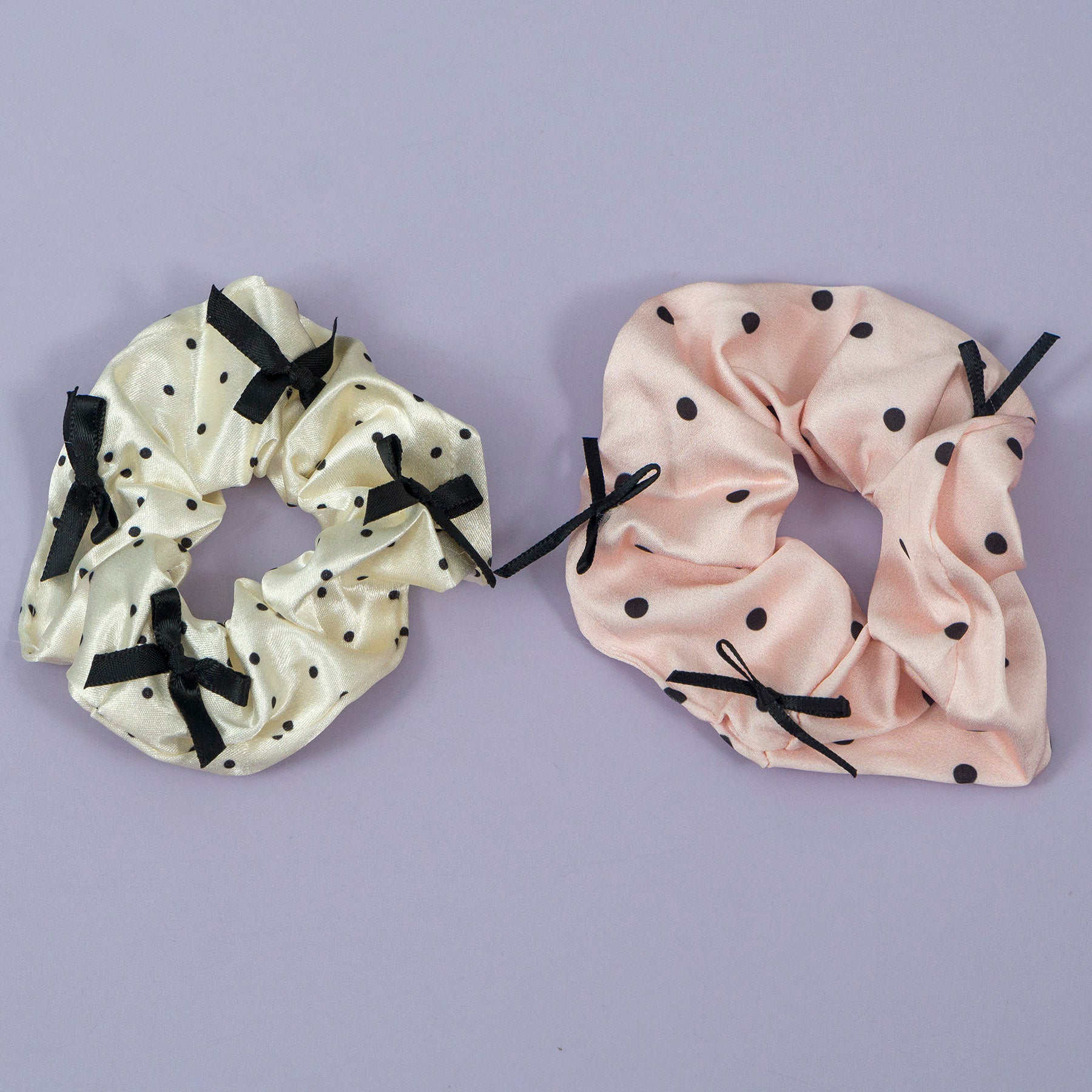 Polka Dot Satin Scrunchie – UBK3297
