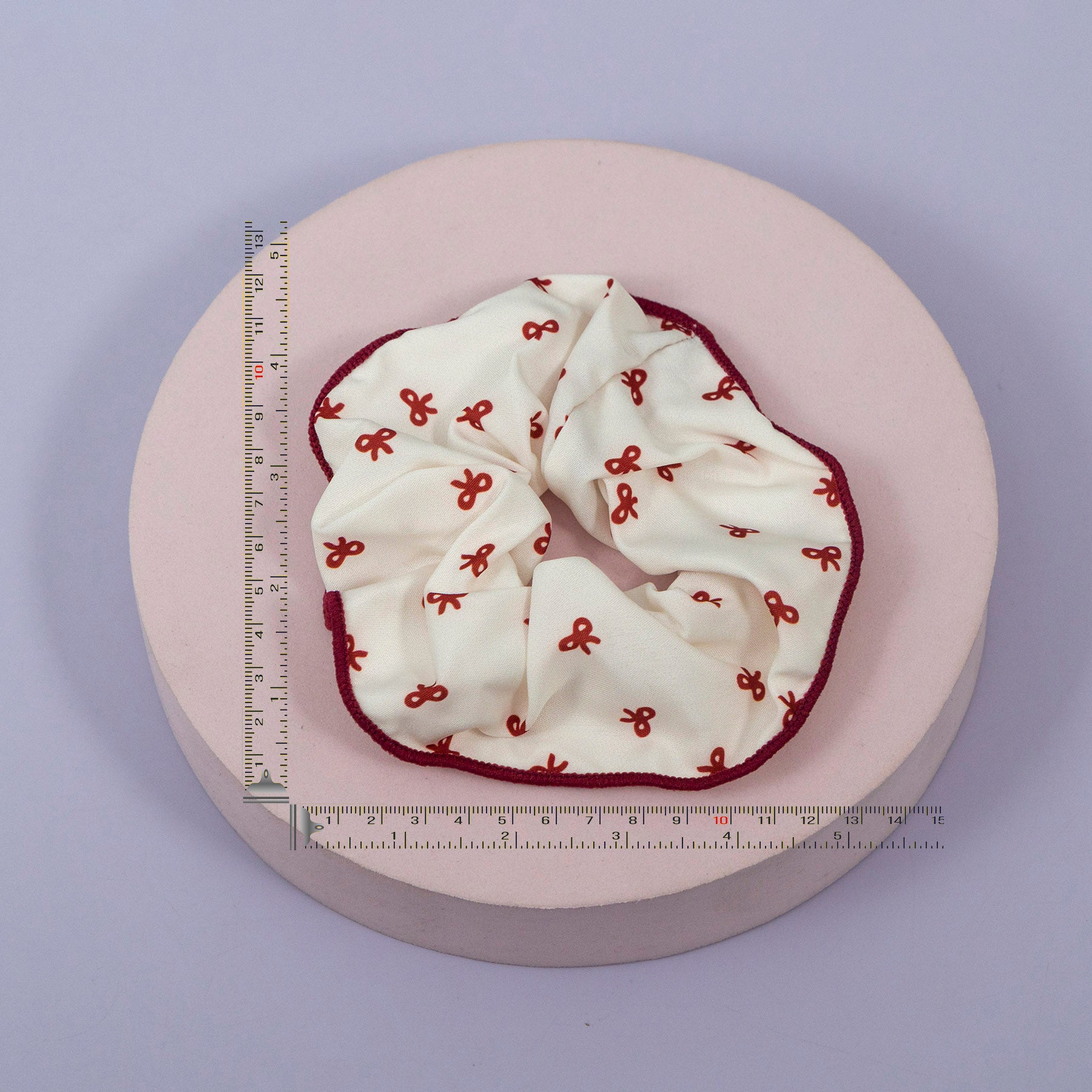 Red Bow & Dot Scrunchies – UBK3298