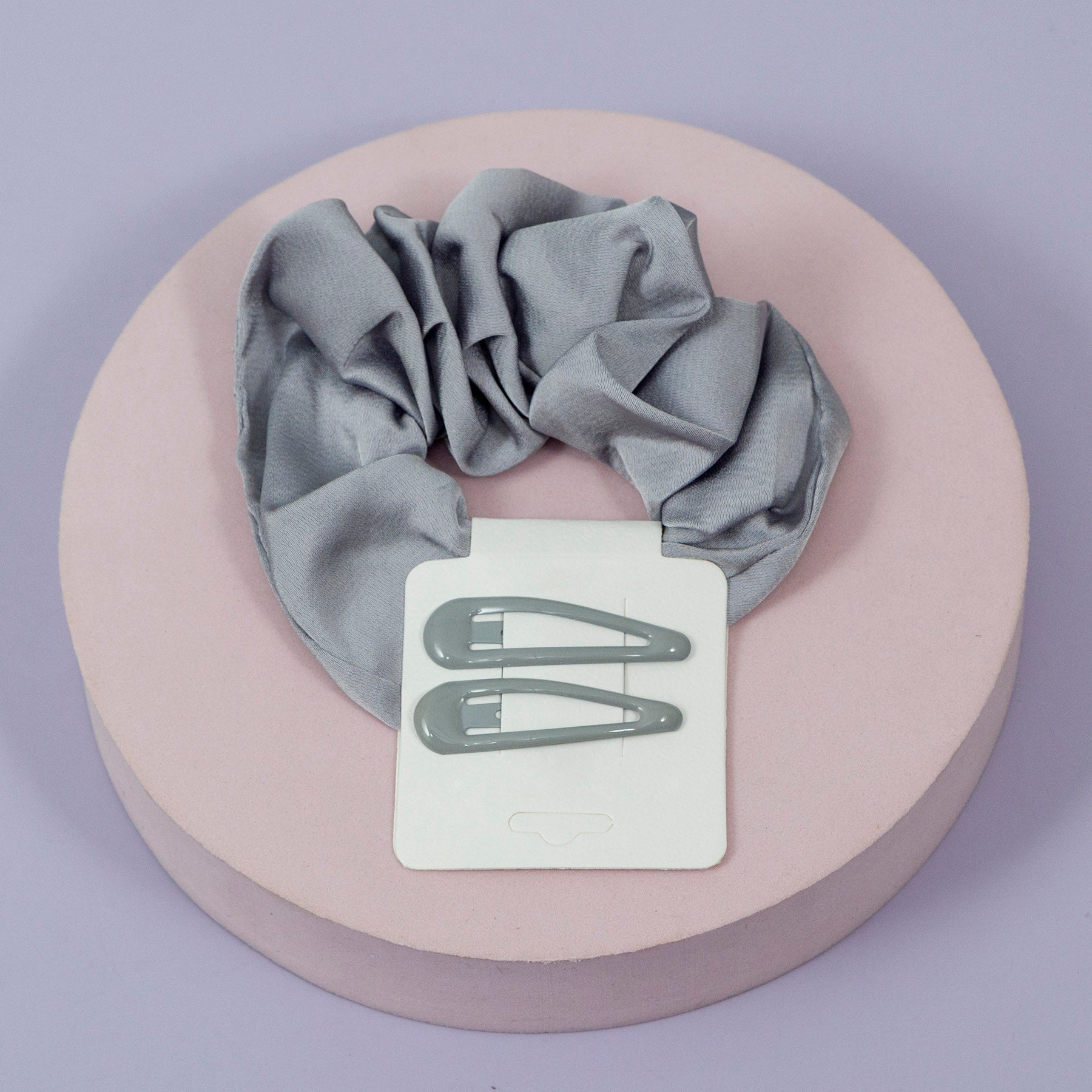 Scrunchie & Hair Clip Set – 3 Pcs Combo – UBK3288