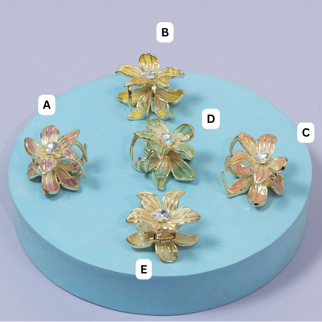 ZAYA Aurora Bloom Enamel Hair Claw – UBK3506