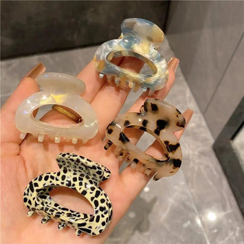 Acrylic Acetate hair Claw - UBK1696 - Unboxkar.in