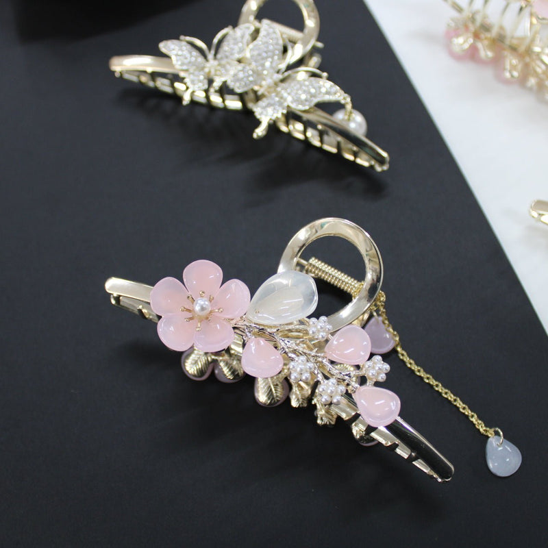 Butterfly & Flower Hair Clutcher - UBK1462 - Unboxkar.in