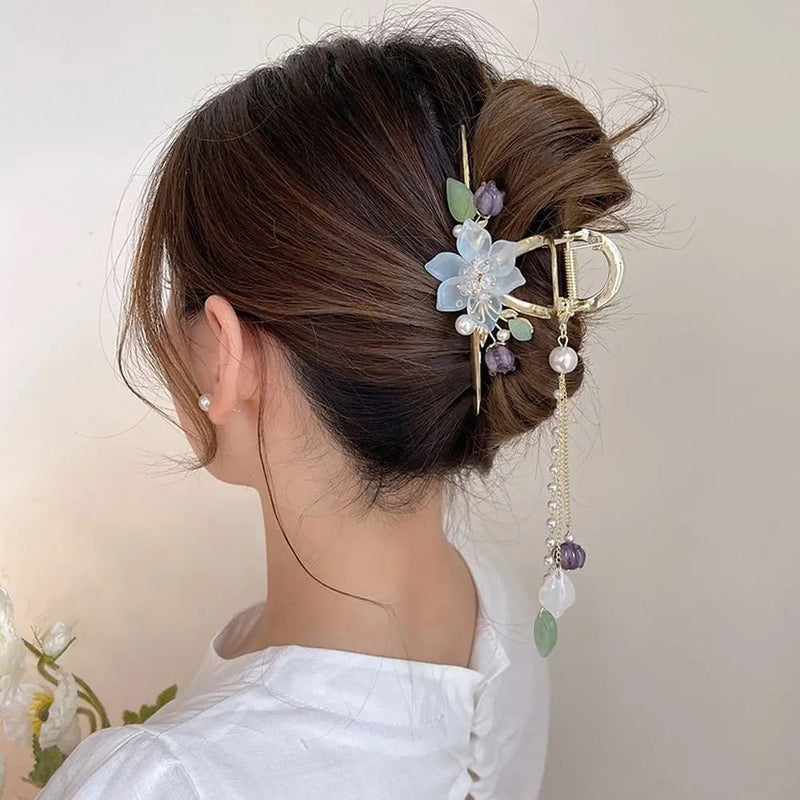 Butterfly & Flower Hair Clutcher - UBK1462 - Unboxkar.in