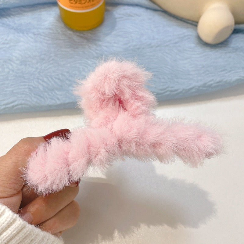 Korean Fur Hair Claw - UBK1461 - Unboxkar.in